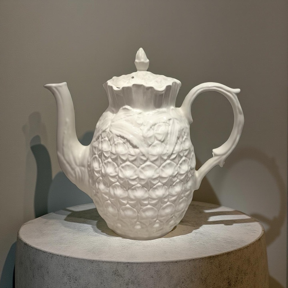 SPODE Antique Ceramic Teapot with lid - Made in England
